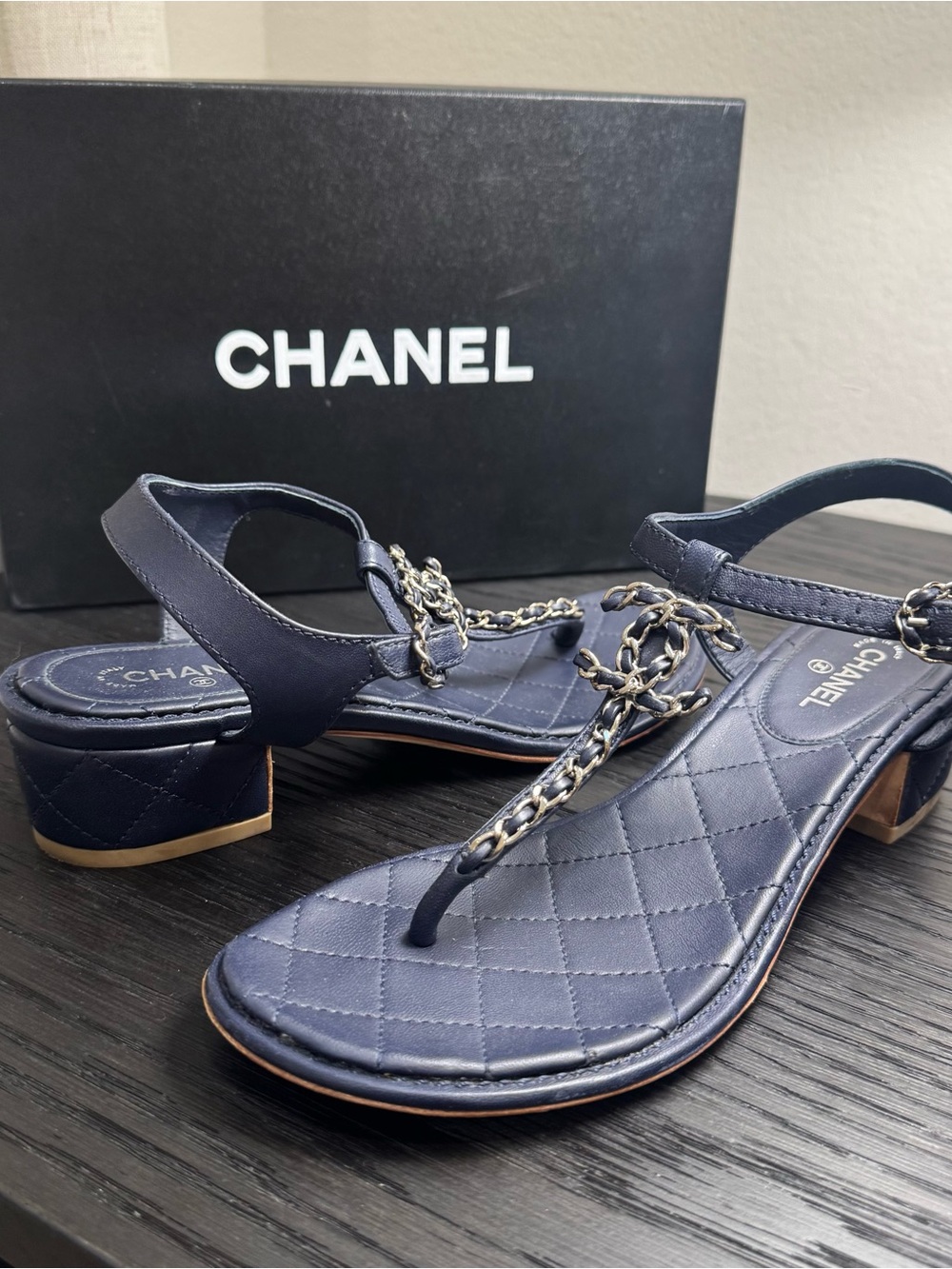 Chanel CC Chain Strap Thong Sandals Leather Navy Blue 37.5 - Picture 3 of 9